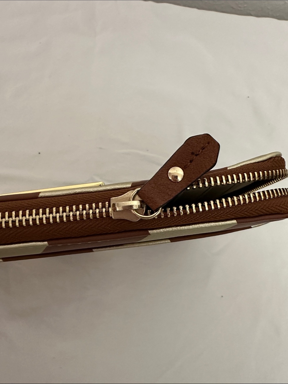 Kate Landry Clutch Wallet - Picture 4 of 6